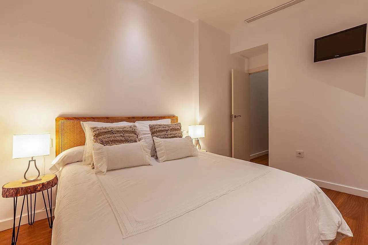 Las Rejas Apartment